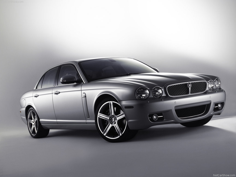 Illustration for article titled The Jaguar XJ is 50, so Let's Look Back at its Life